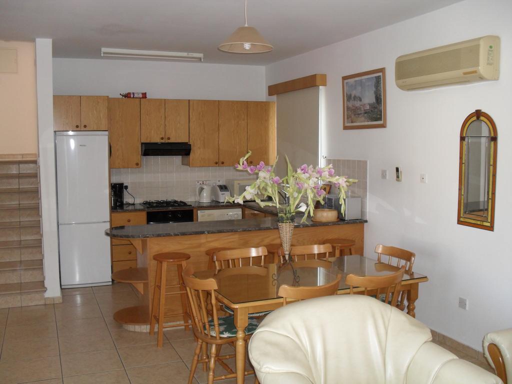 Villa Theodora Paphos Rum bild